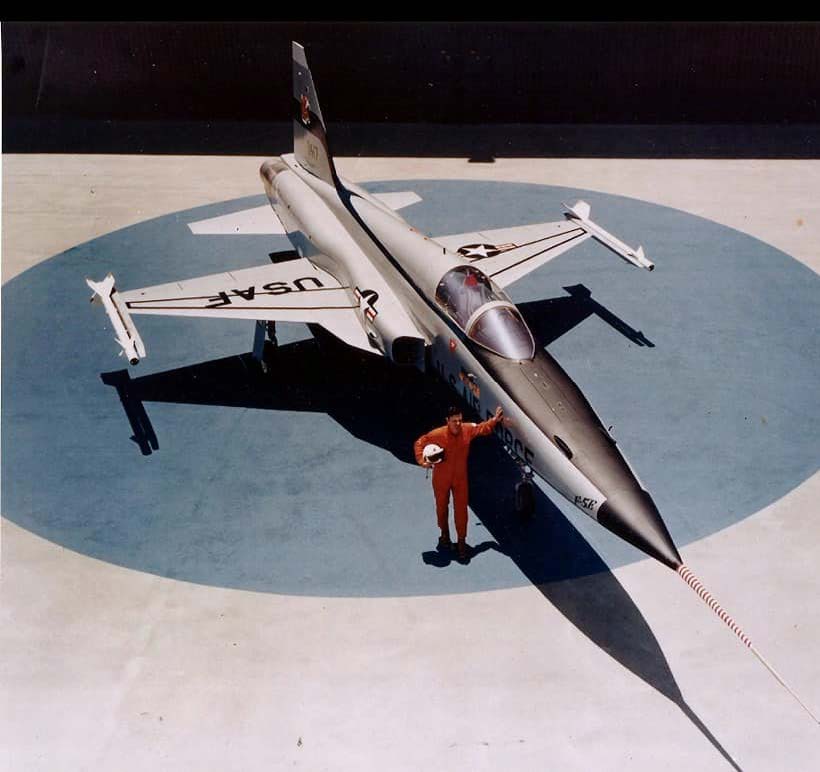 F-5 Tiger image 5